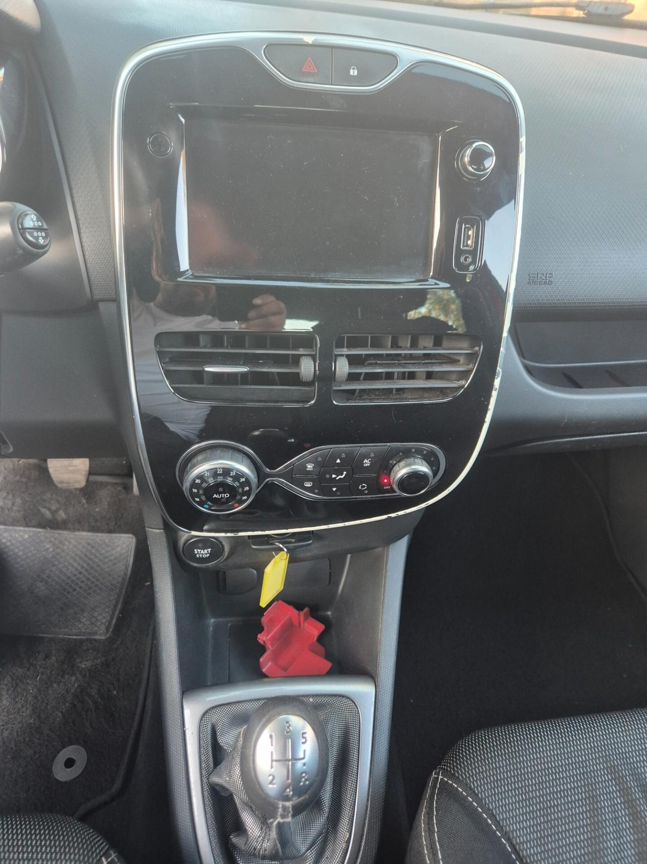 Renault Clio dCi 8V 90CV EDC Start&Stop 5 porte Energy Intens