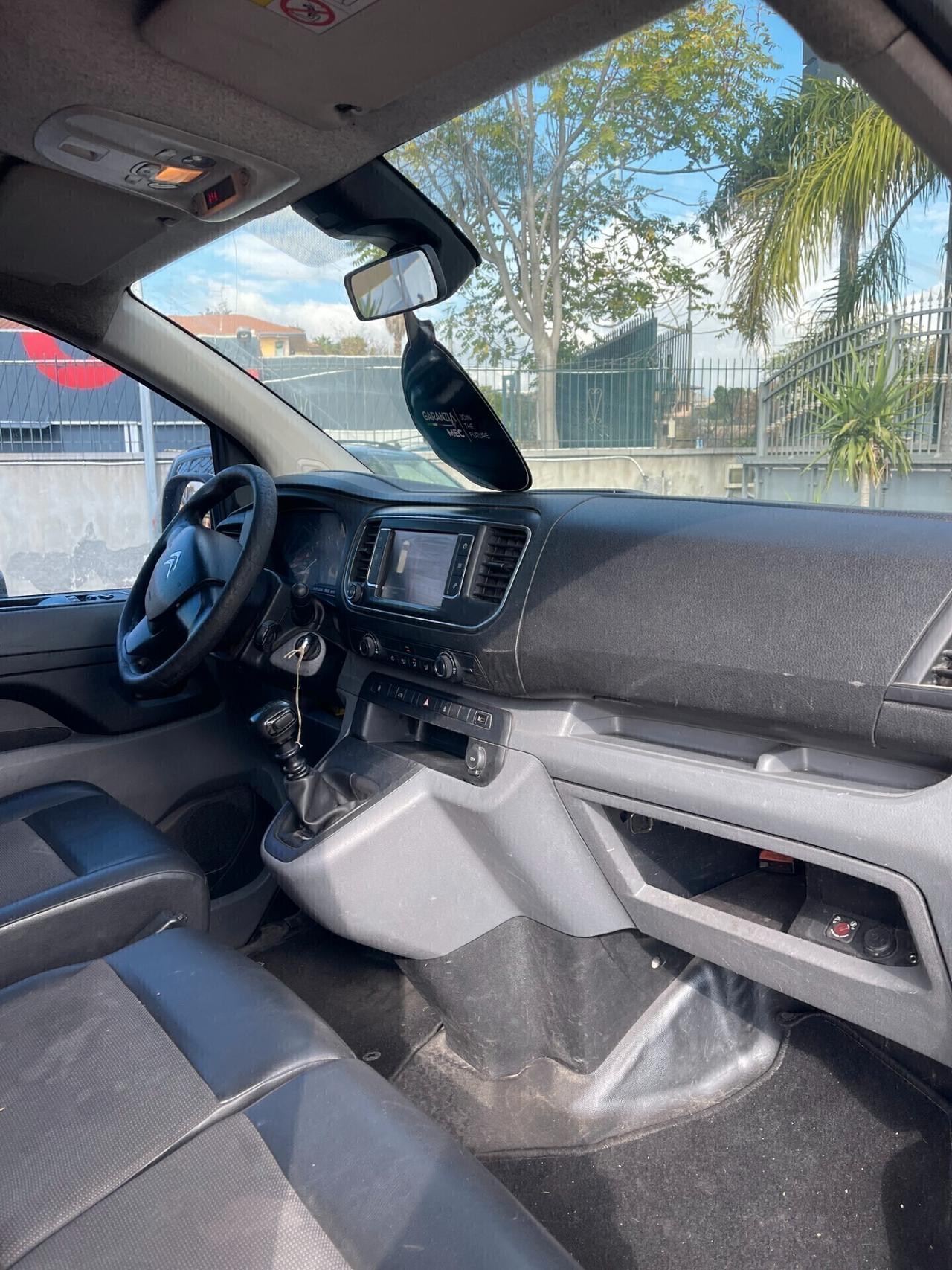 Citroen Jumpy 3 posti