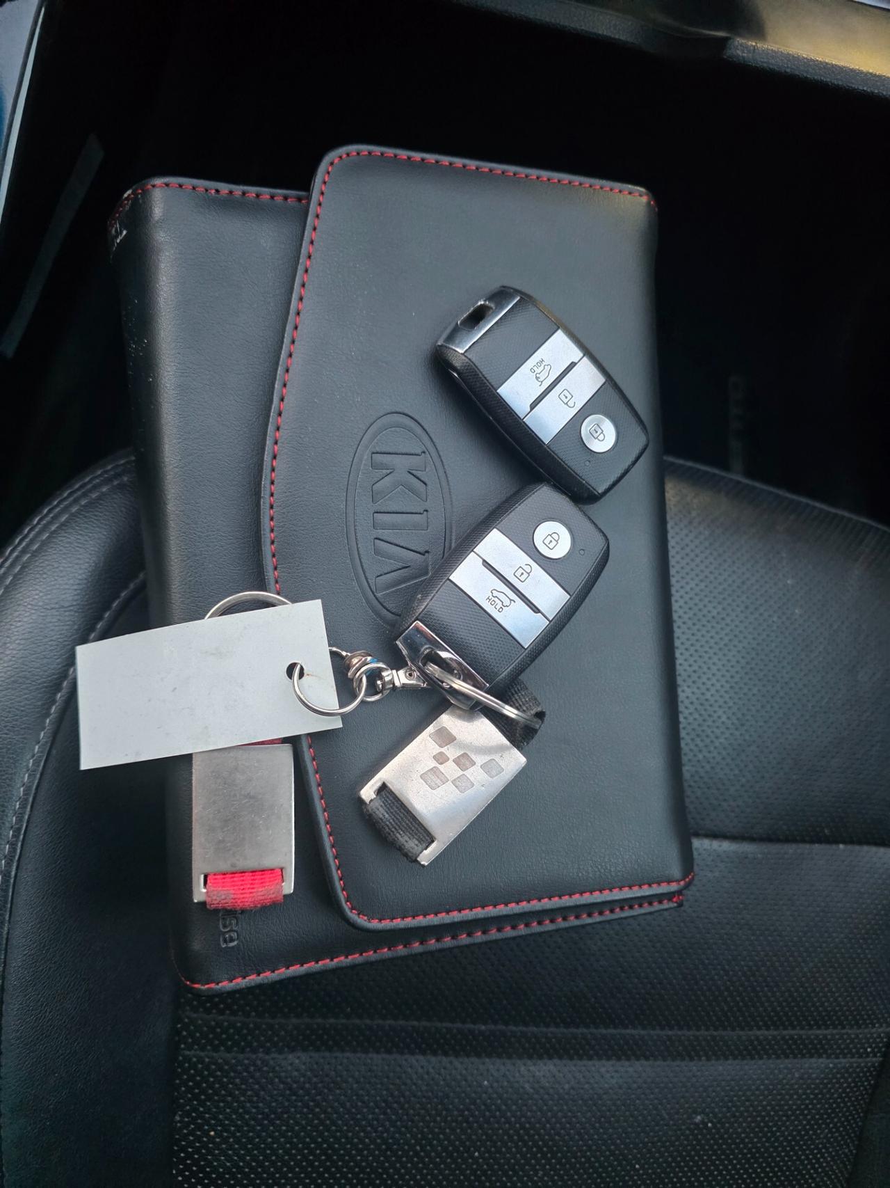 Kia Sorento 2.2 4x4 7P Rebel stra full garantito 12M