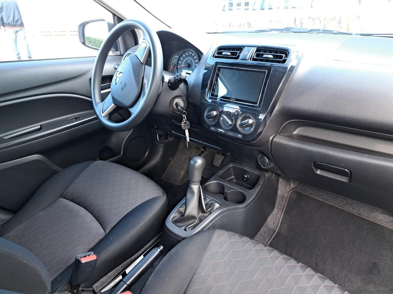 Mitsubishi Space Star 1.0 Intense SDA