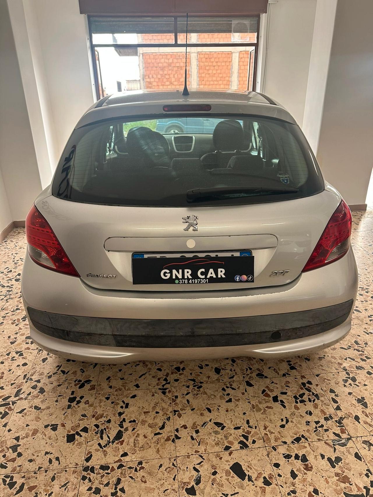 Peugeot 207 1.4 HDi 70CV 5p. Energie