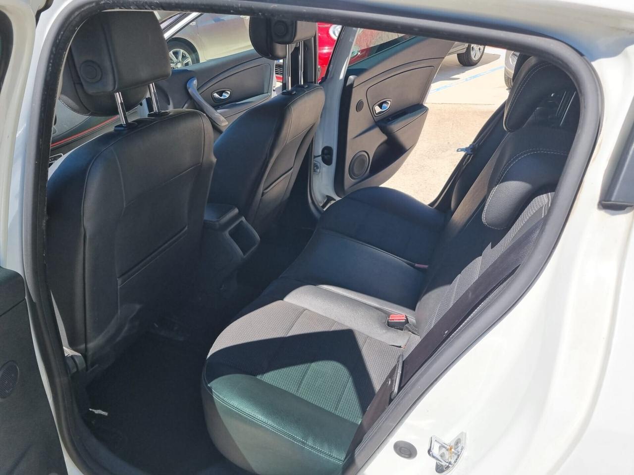 Renault Megane Mégane Coupé 1.6 dCi 130CV Start&Stop GT Line