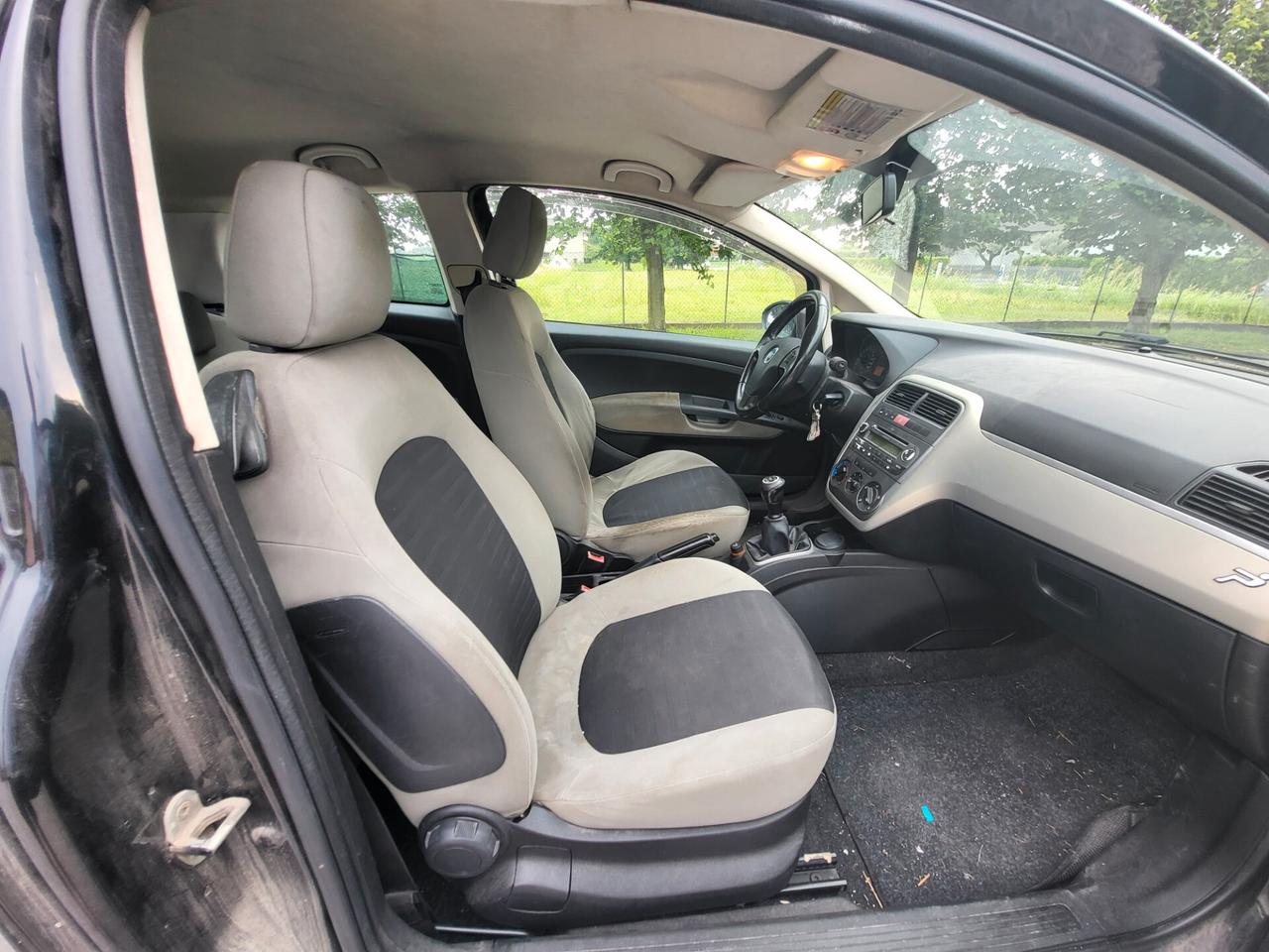 Fiat Grande Punto Grande Punto 1.3 MJT 75 CV 3 porte Active