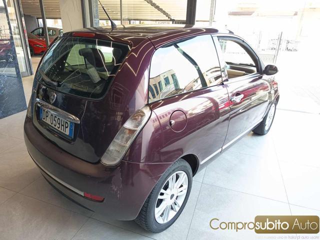 LANCIA Ypsilon 1.2 Platino