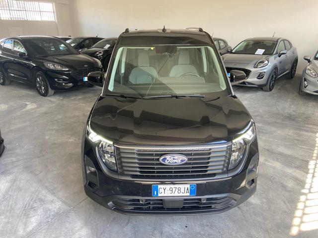 FORD Tourneo Courier 1.0 EcoBoost Titanium