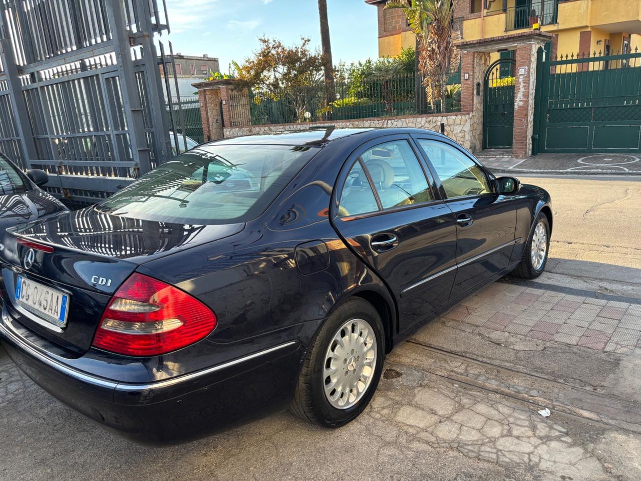 Mercedes-benz E 220 200 CDI cat Classic