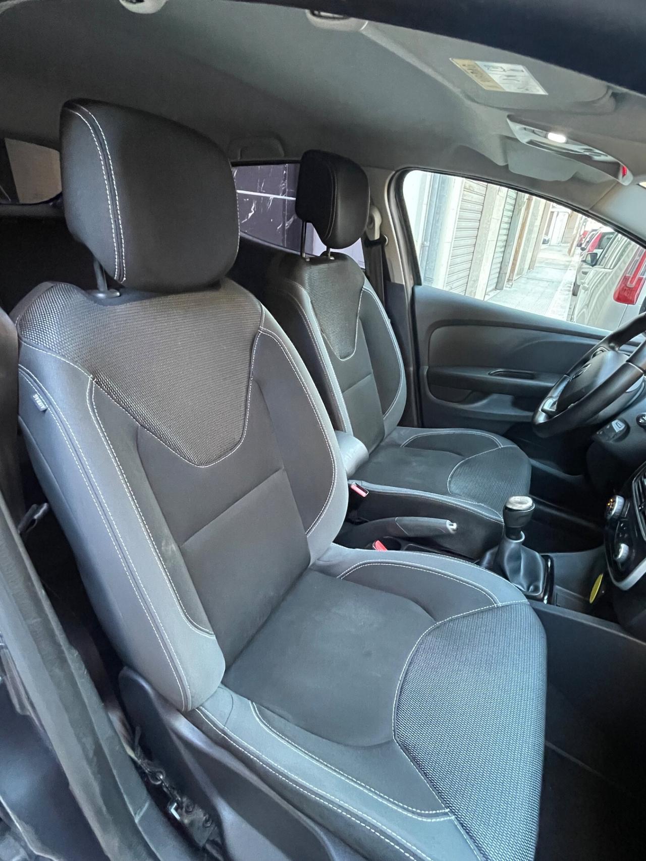 Renault Clio dCi 8V 75 CV Start&Stop 5 porte Energy Intens
