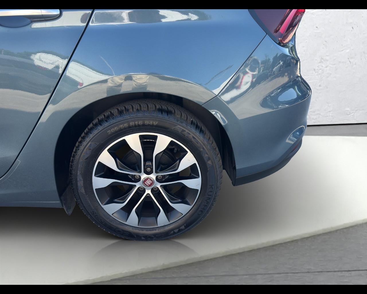 FIAT Tipo (2015-->) - Tipo 1.0 5 porte