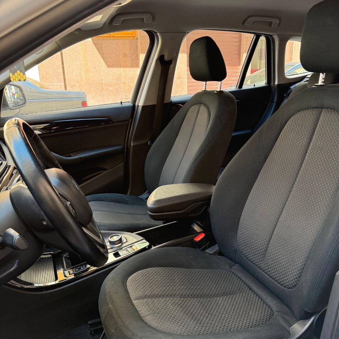 BMW X1 sDrive18d Sport 2016