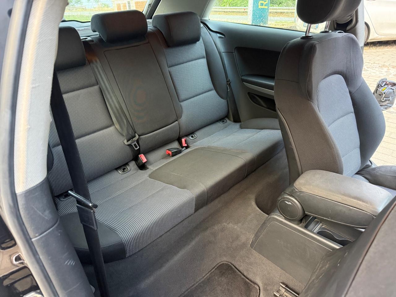 Audi A3 1.6 TDI 105 CV CR Attraction