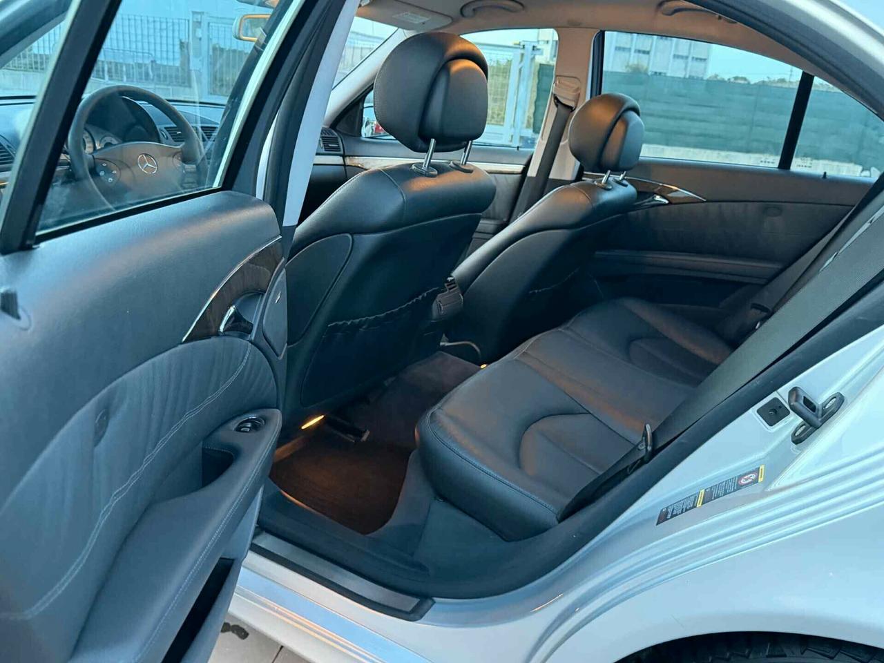 Mercedes-benz E 220 CDI cat Avantgarde