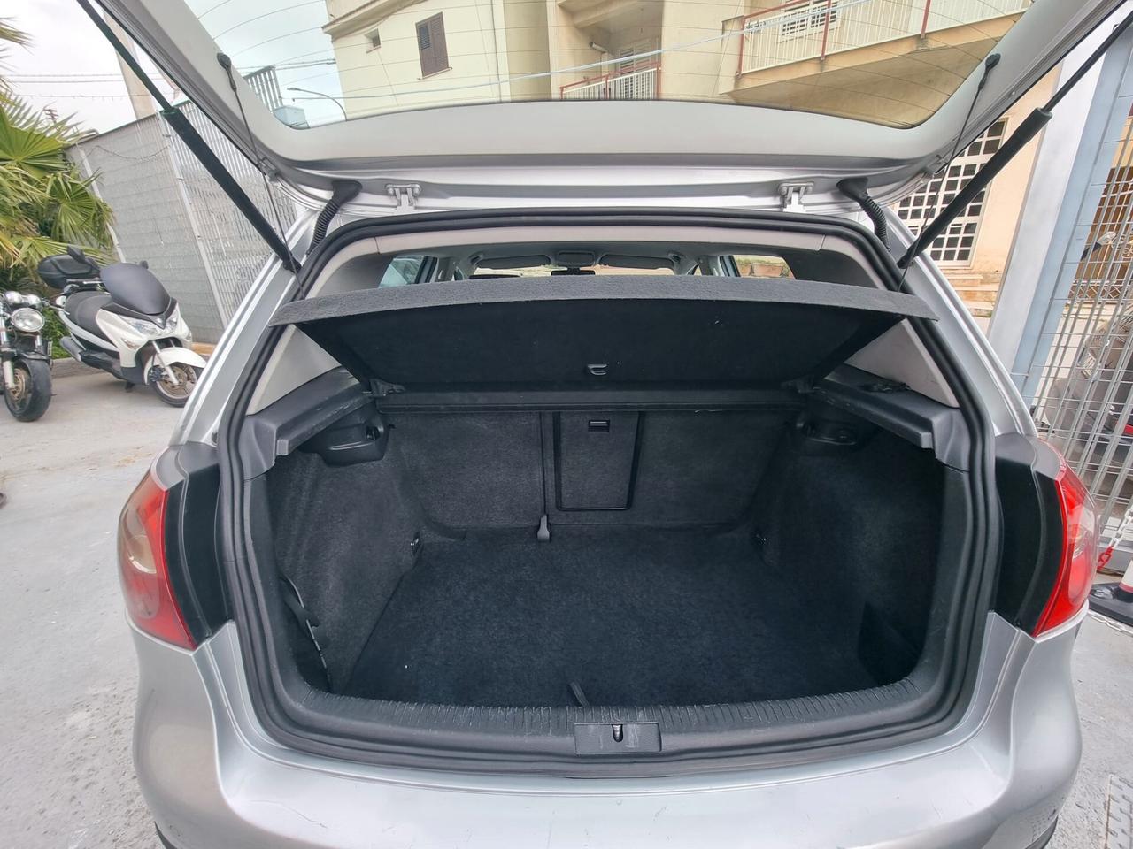 Volkswagen Golf 1.9 TDI 5p. Comfortline