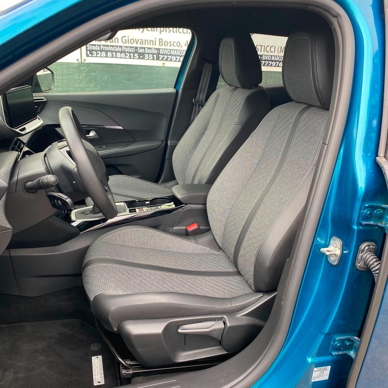 Peugeot 2008 PureTech 100 S&S Allure