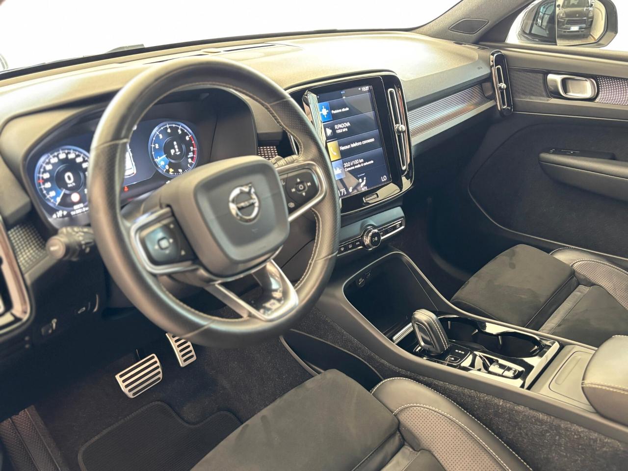 Volvo XC40 1.5 t3 R-design Geartronic