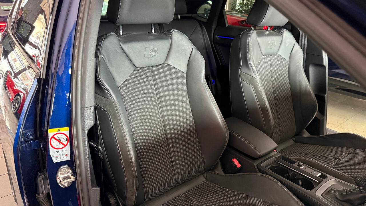 AUDI Q3 SPORTBACK 2.0 TDI QUATTRO S LINE S TRONIC IDENTITY BLACK
