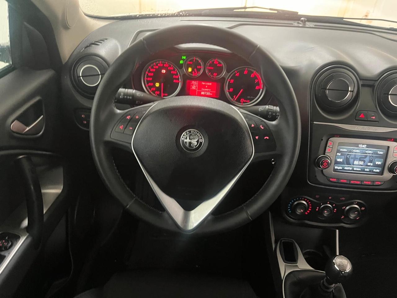 Alfa Romeo MiTo 1.4 78cv Urban COME NUOVA X NEOPATENTATI