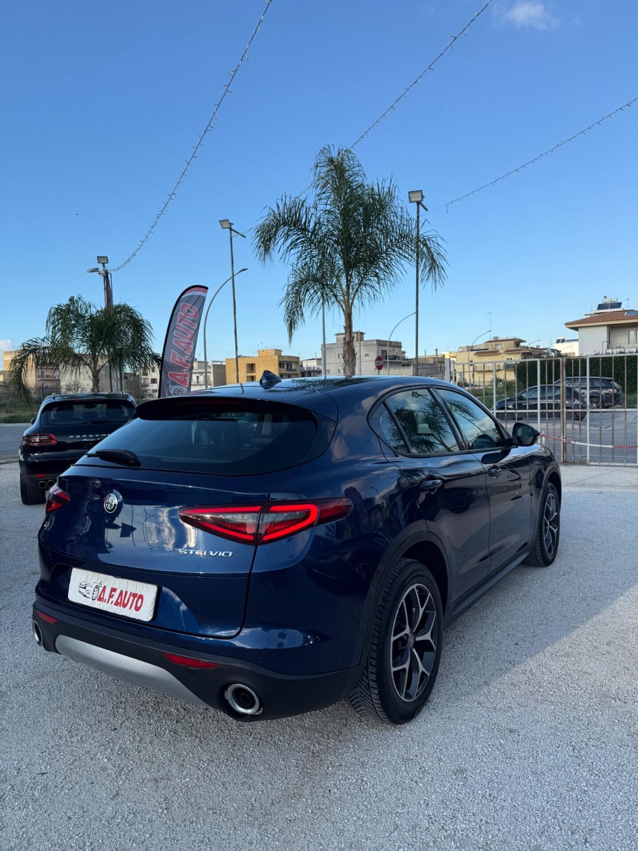 Alfa Romeo Stelvio 2.2 Turbodiesel 210 CV AT8 Q4 B-Tech