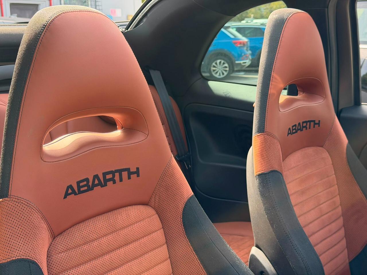 Abarth 595 C 1.4 Turbo T-Jet 180 CV Competizione