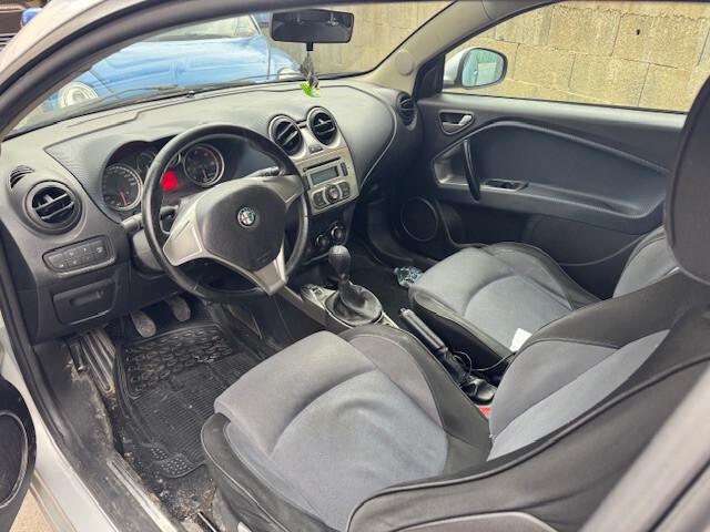 Alfa Romeo MiTo 1.6 JTDm 16V Distinctive VISTA E PIACIUTA