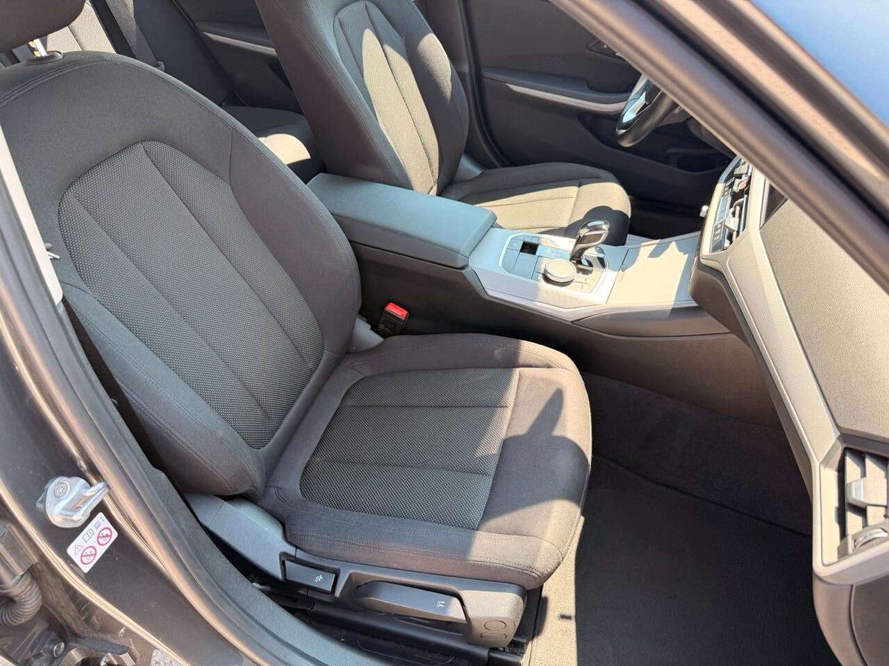 Bmw 320 d Touring mhev 48V Xdrive Business Advantage auto