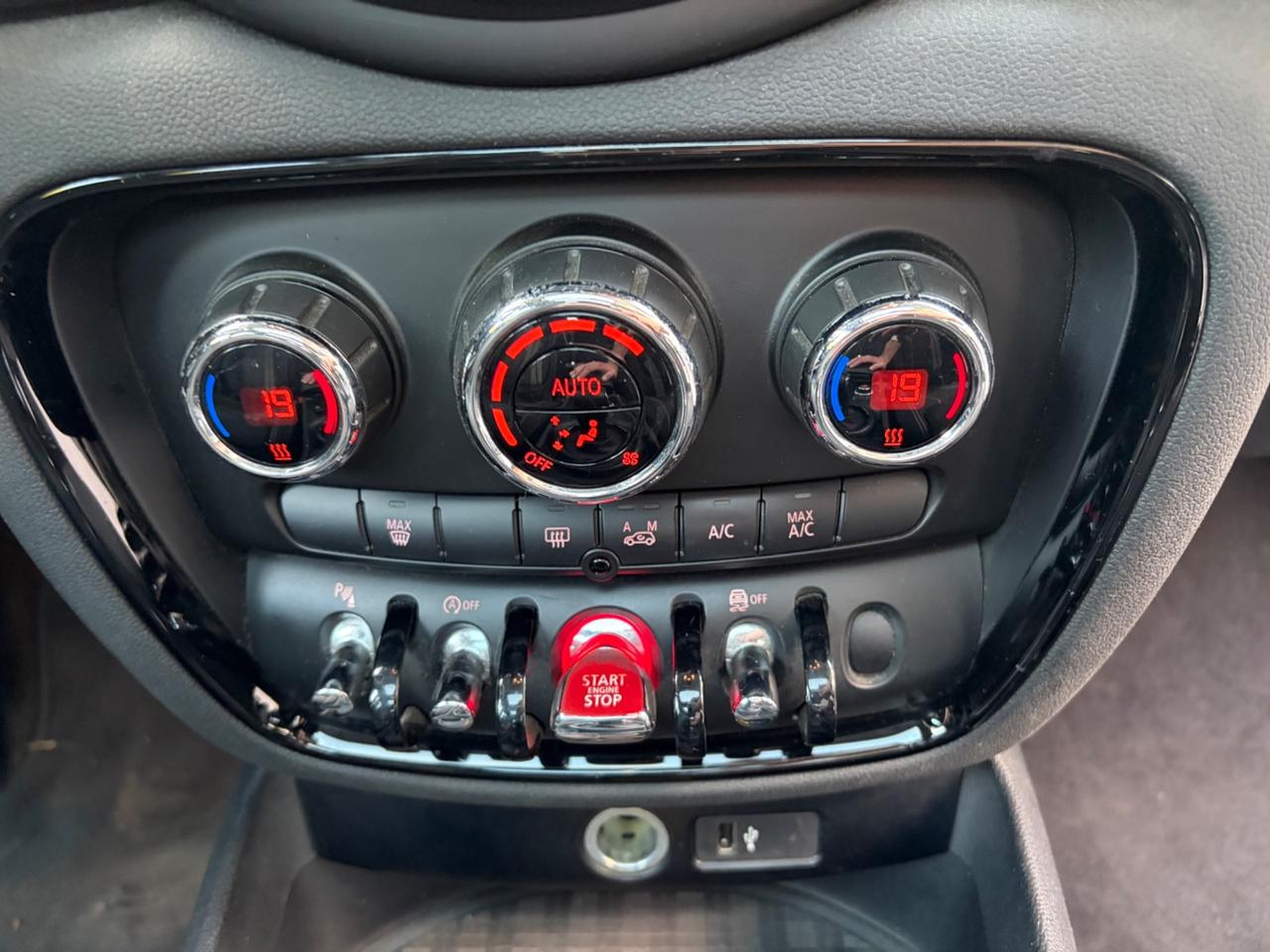 MINI 2.0 COOPER SD HYPE CLUBMAN "UNICA"