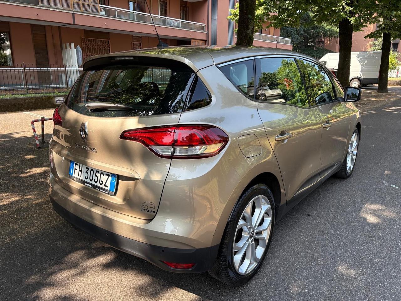 Renault Scenic Scénic dCi 8V 110 CV Energy Sport Edition2