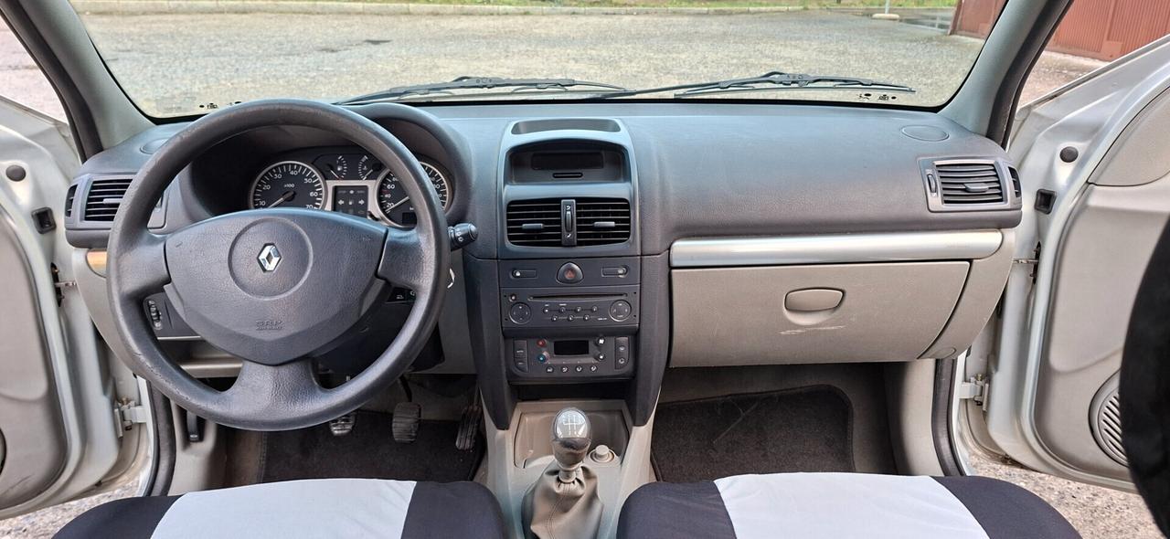 Renault Clio 1.4 16V cat 5 porte Confort Dynamique