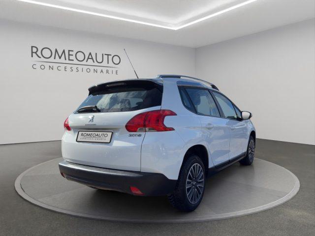 PEUGEOT 2008 1.2 VTi 82CV Allure