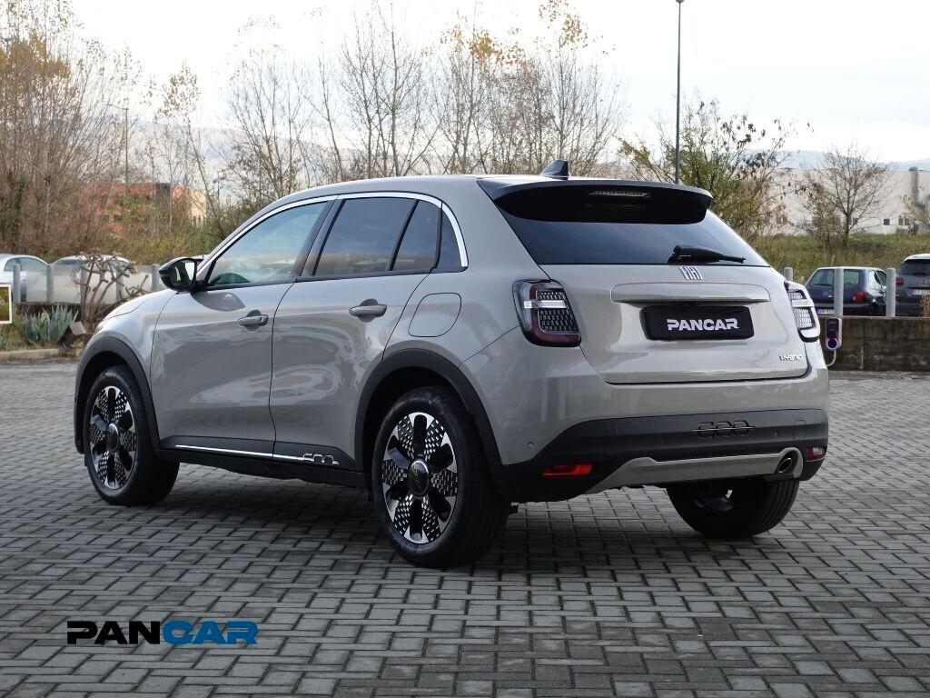 Fiat 600 Hybrid 100 CV DCT MHEV La Prima