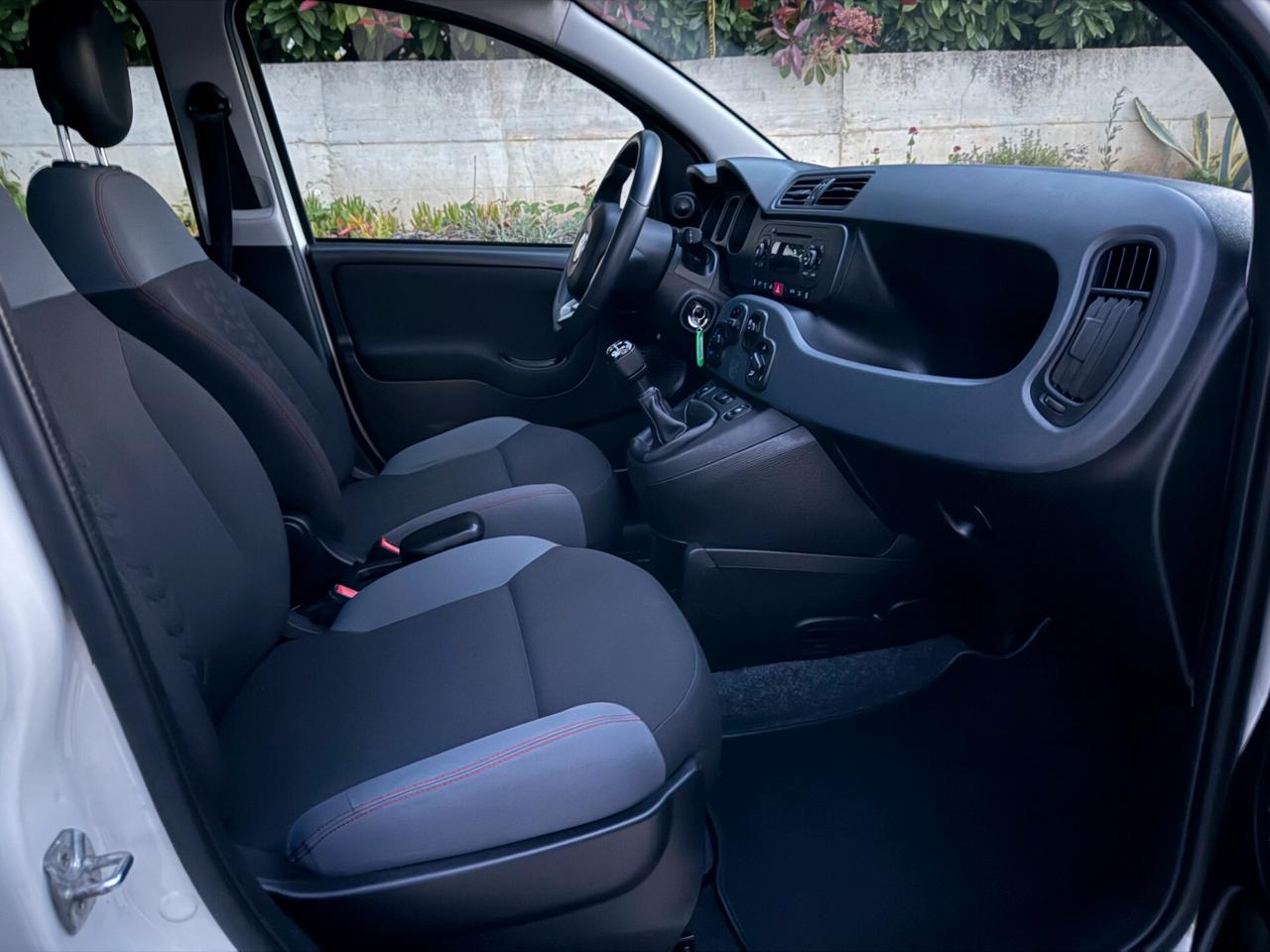 Fiat Panda 1.3 MJT 95 CV Lounge (Euro 6B)