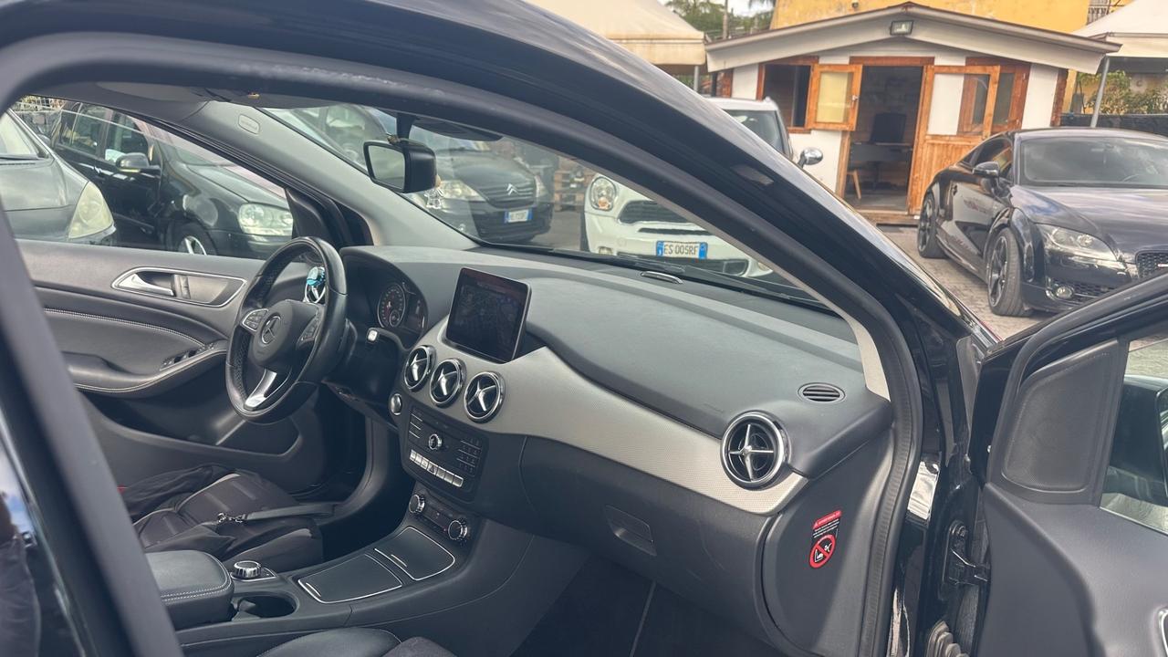 Mercedes-benz A 180 d Automatic Sport
