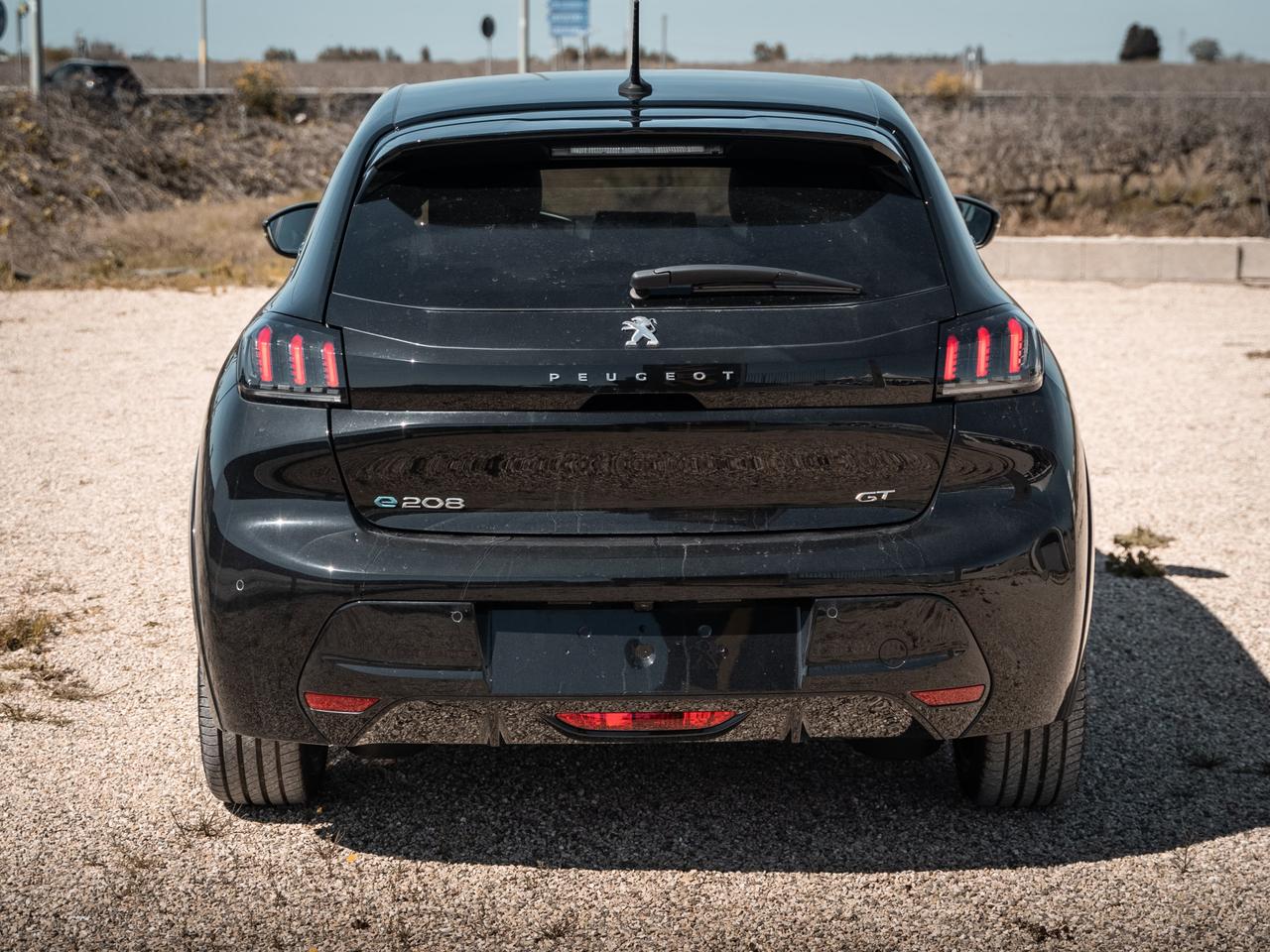 Peugeot 208 e- go full eletric gt - line