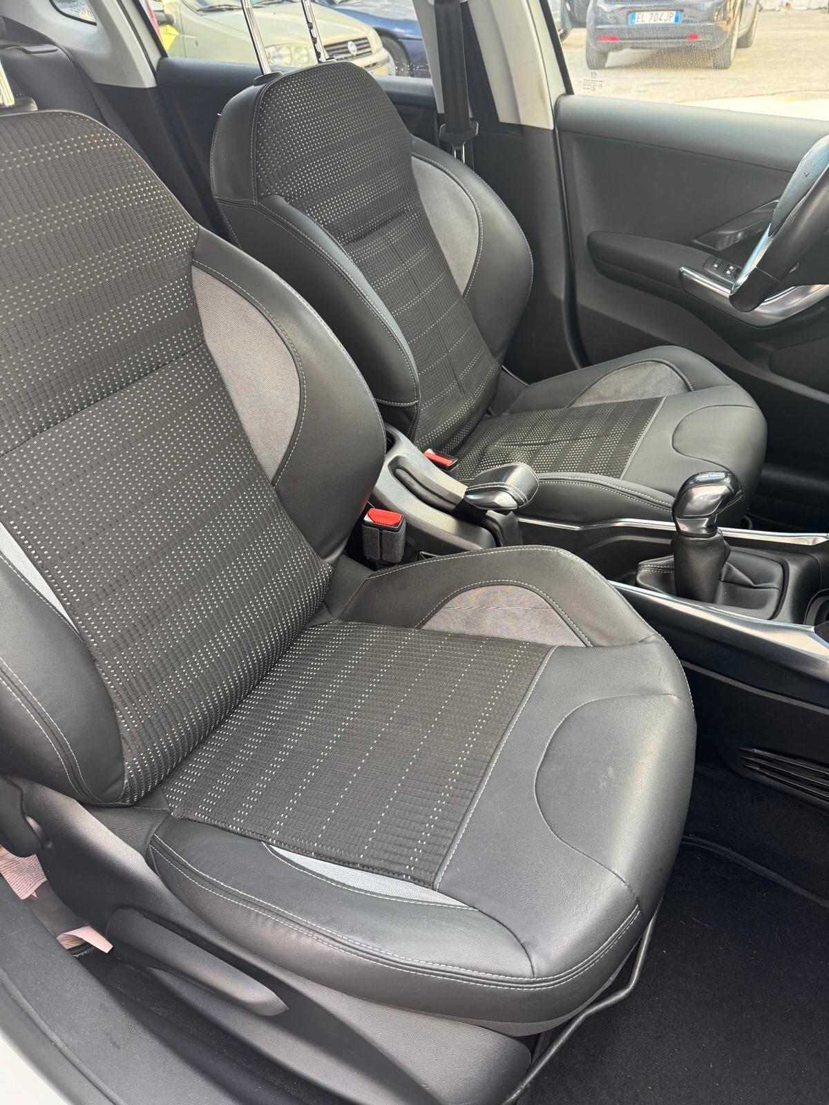 Peugeot 2008 1.6 e-HDi 92 CV Stop&Start Allure