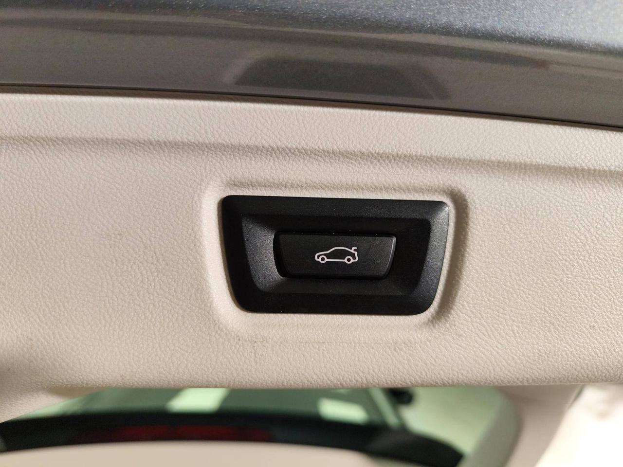 BMW Serie 3 316d Touring 48V