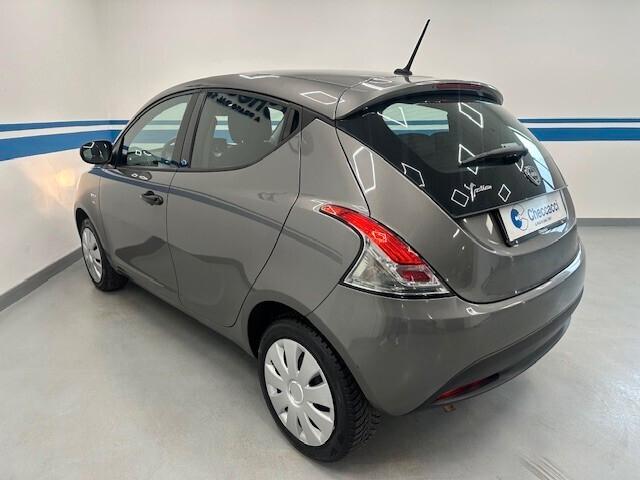 Lancia Ypsilon 1.2 Silver ecochic Gpl 69cv