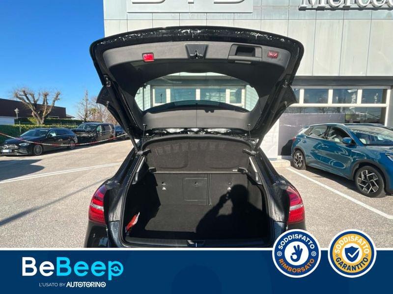 Mercedes-Benz GLA 200 D SPORT AUTO