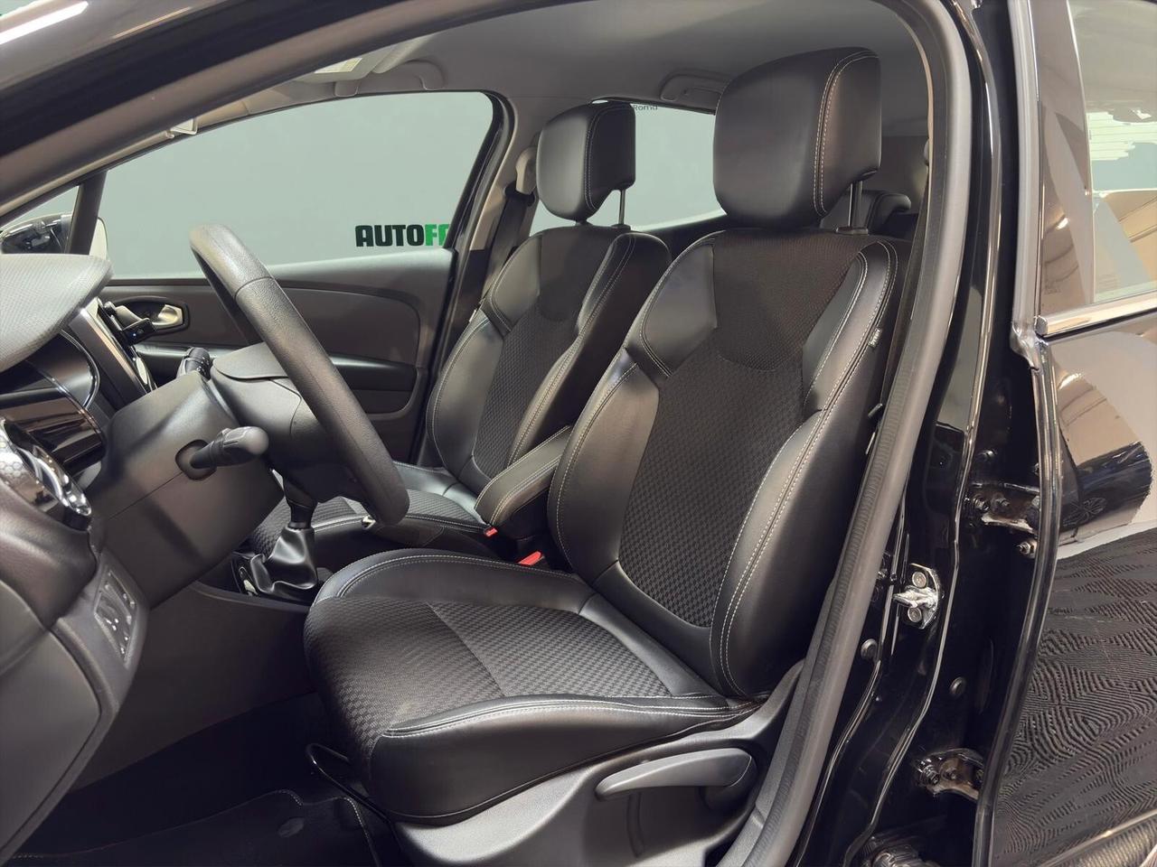 Renault Clio 1.0 TCE 90 CV Moschino Intens - OTTIME CONDIZIONI