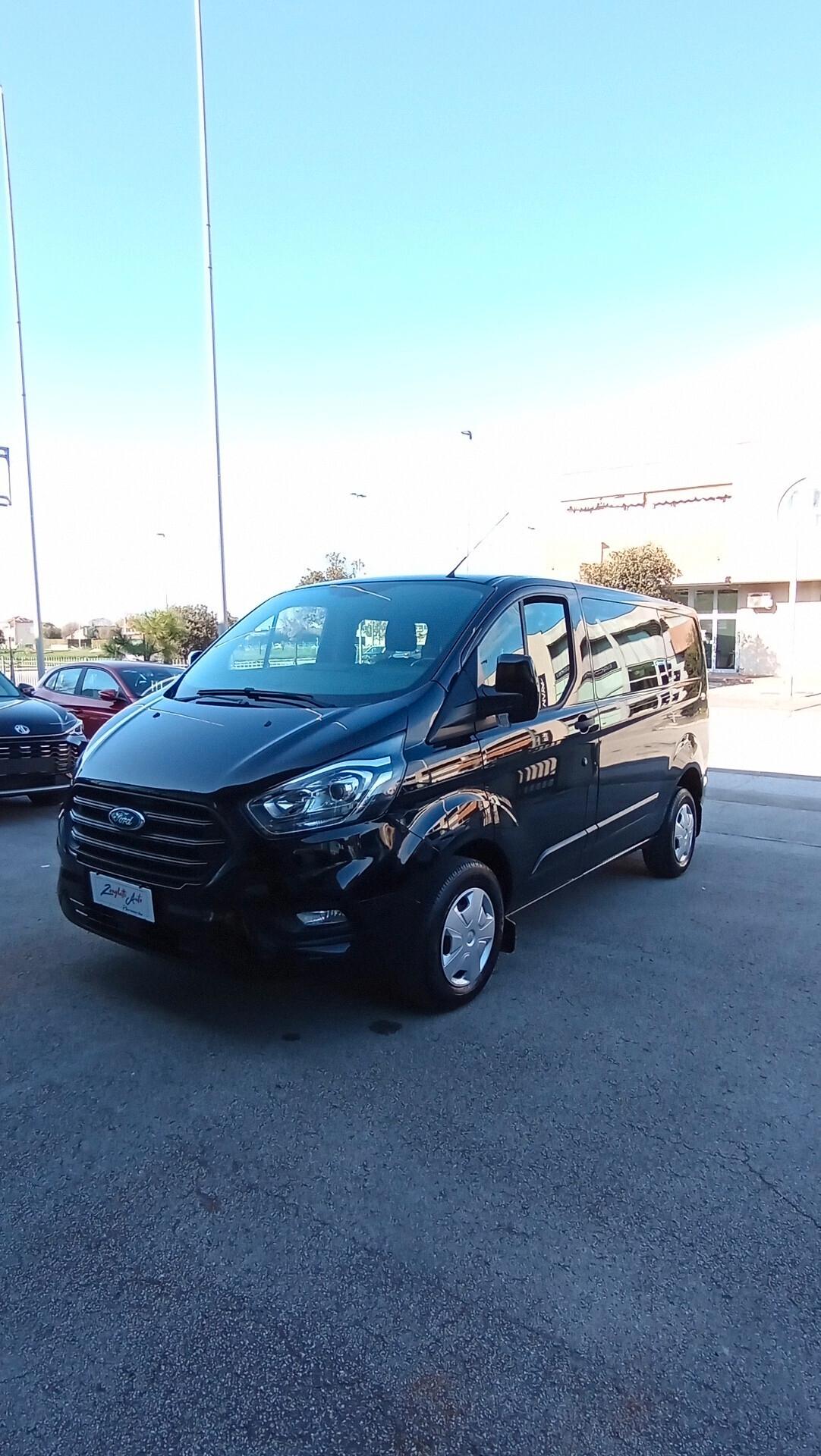 FORD TRANSIT CUSTOM 280 2.0 TDCi - 5 POSTI- UNICO PROP.