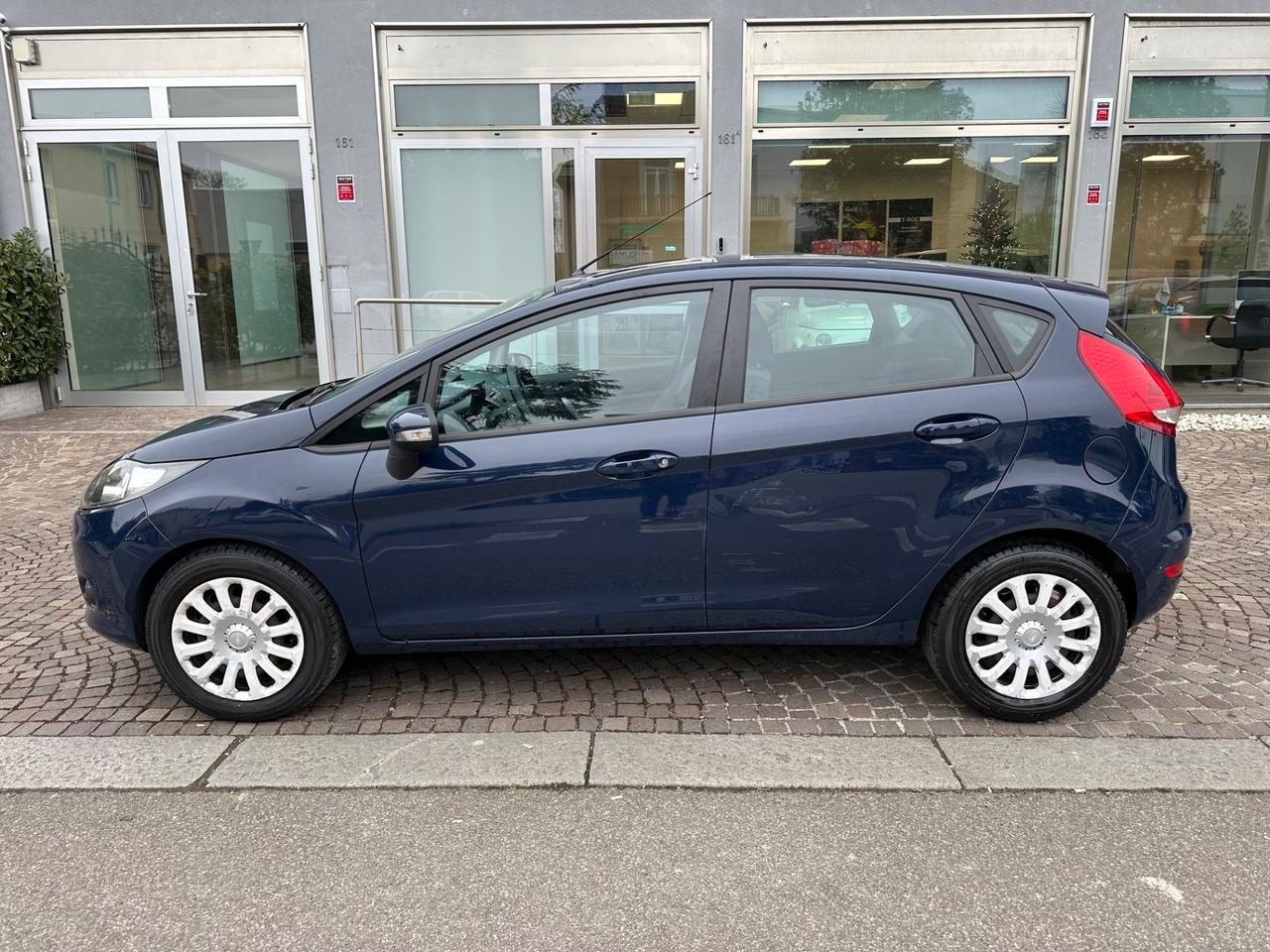 Ford Fiesta 1.4 5 porte GPL Titanium