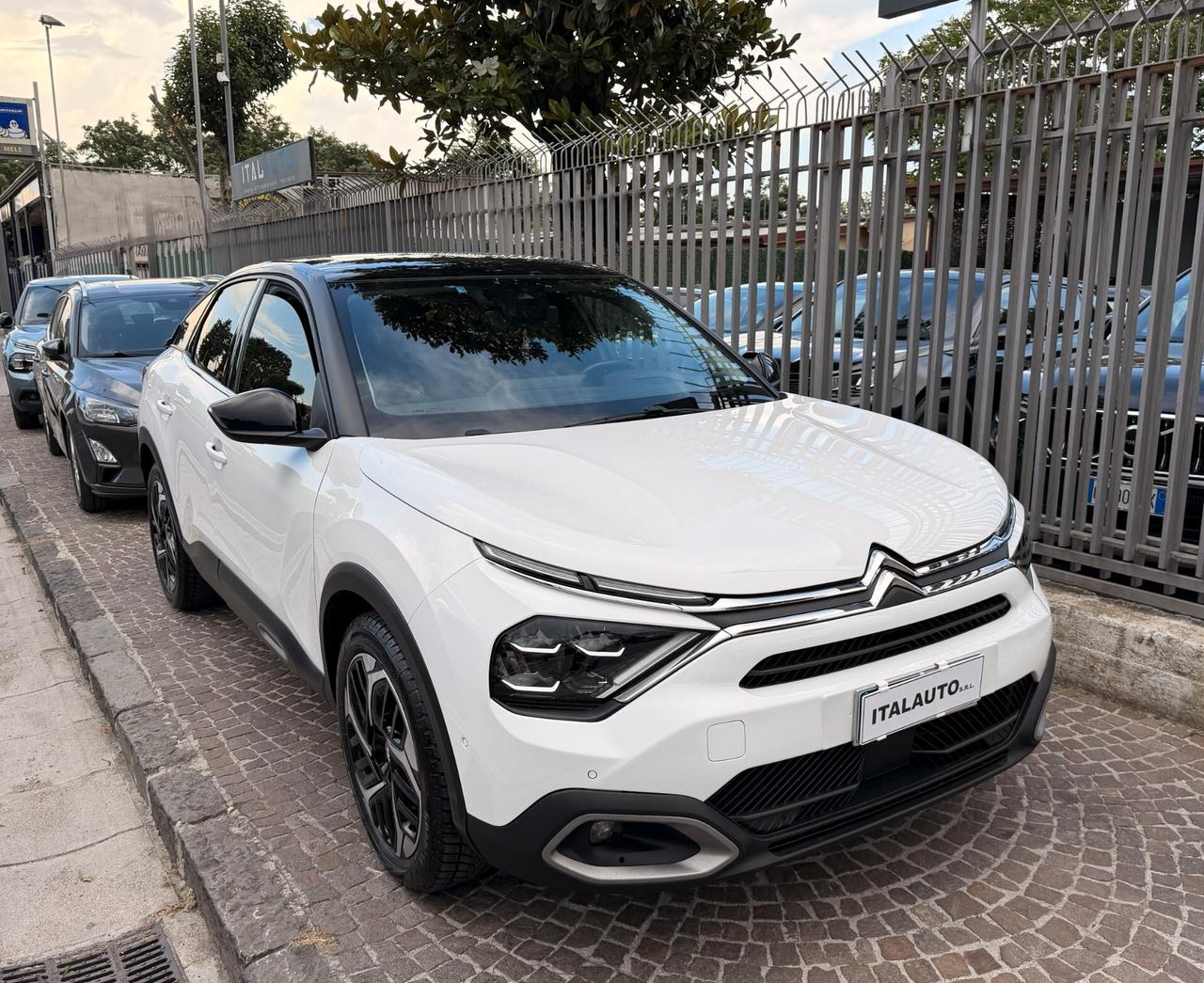 Citroen C4 PureTech 130 S&S Shine