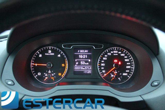 AUDI Q3 2.0 TDI S-LINE UNICOPROPRIETARIO