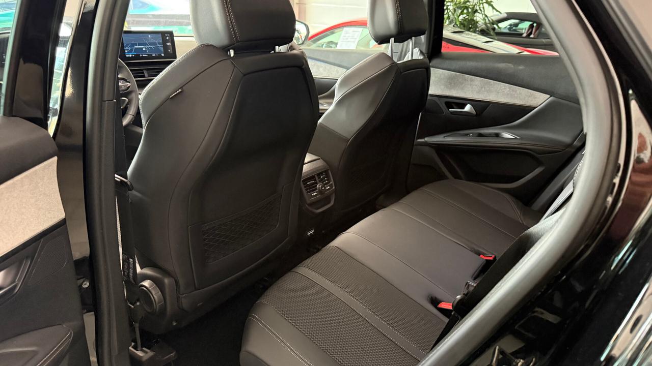 PEUGEOT 3008 GT PACK TETTO APRIBILE
