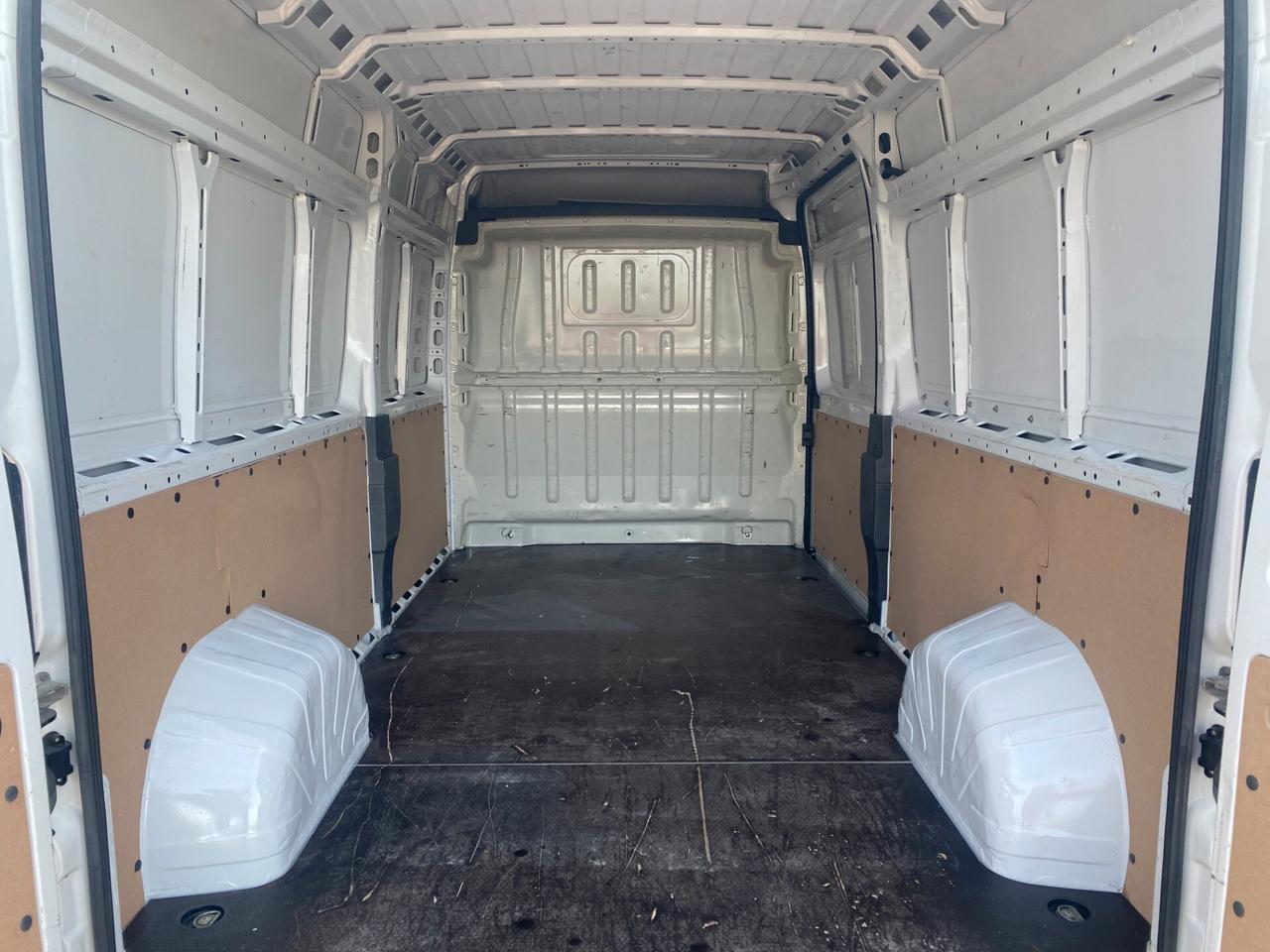 FIAT Ducato 35 2.3 140Cv PASSO LUNGO/TA Cargo