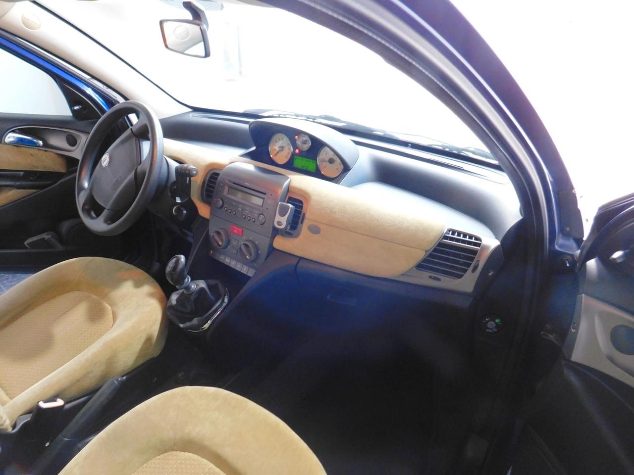 Lancia Ypsilon 1.2 Argento