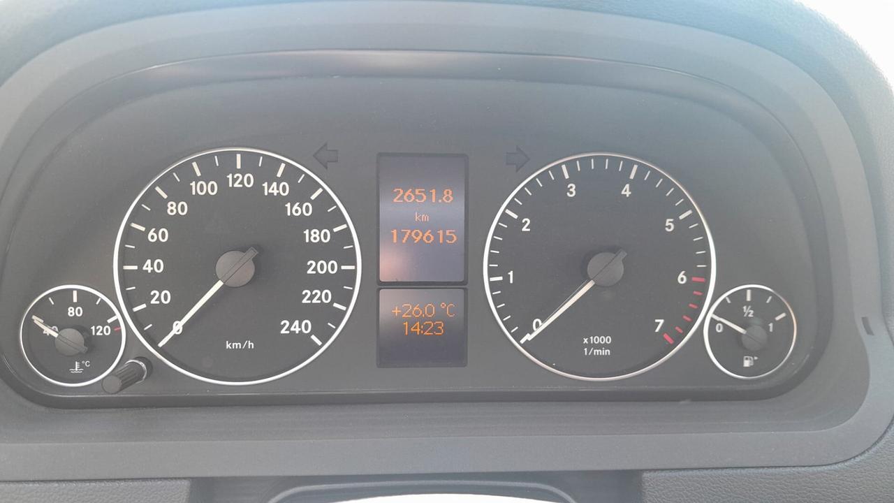 Mercedes-benz A 160 A 160 BlueEFFICIENCY Elegance