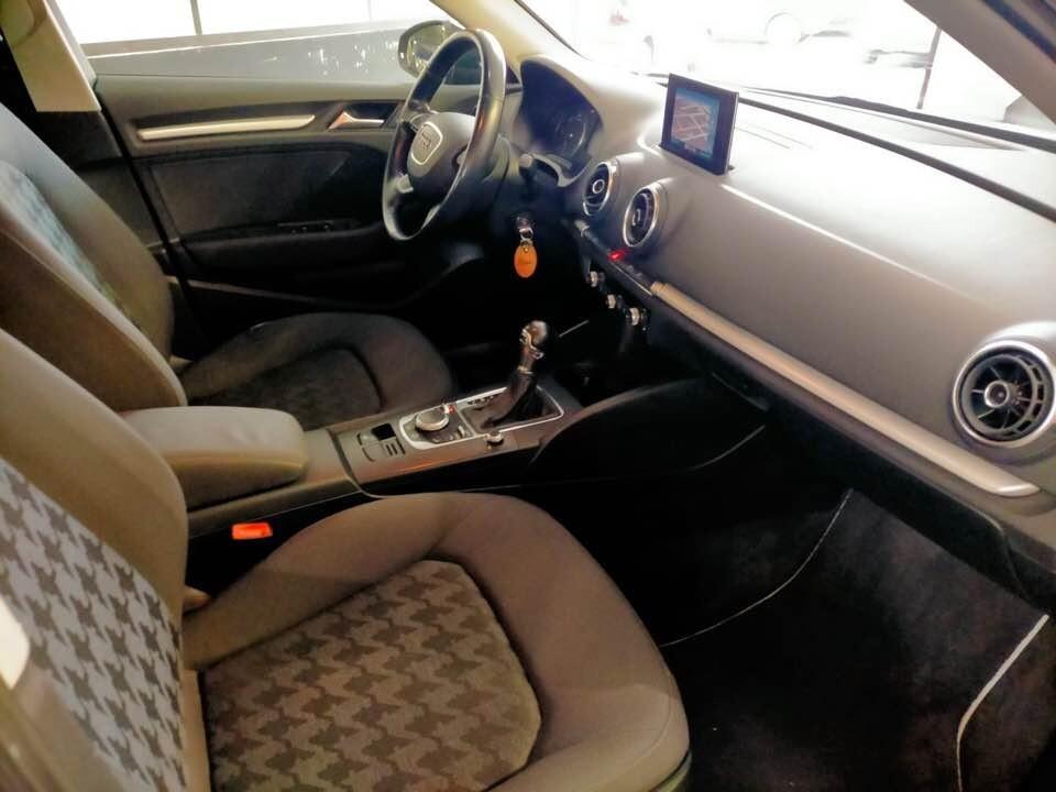 Audi A 3 Sportback 2.0 tdi S-LINE 150 cv s-tronic