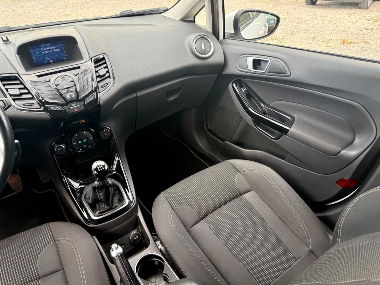 Ford Fiesta 1.5 TDCi 75CV 5 porte ST-Line