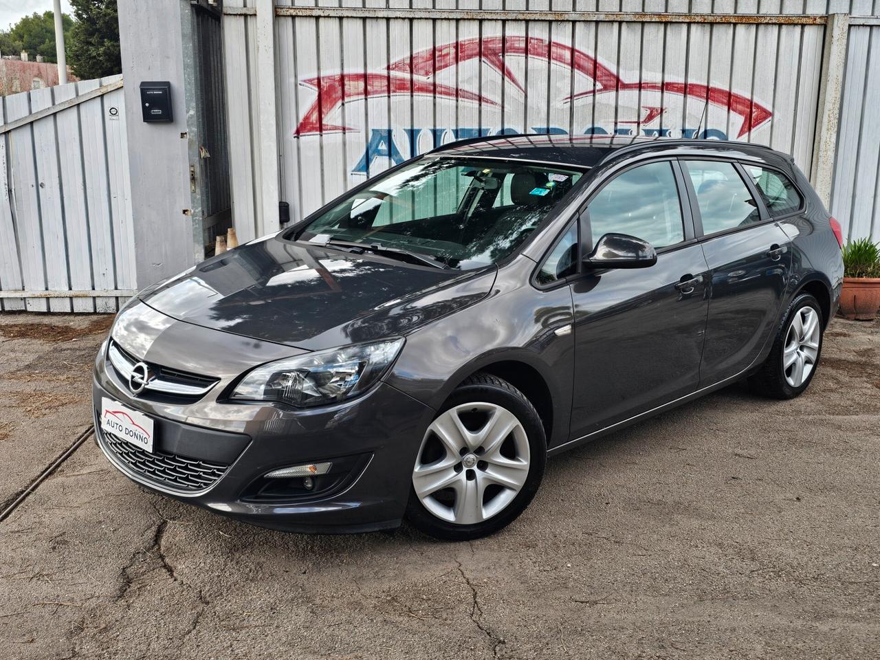 Opel Astra 1.4 Sports Tourer GPL Tech Elective