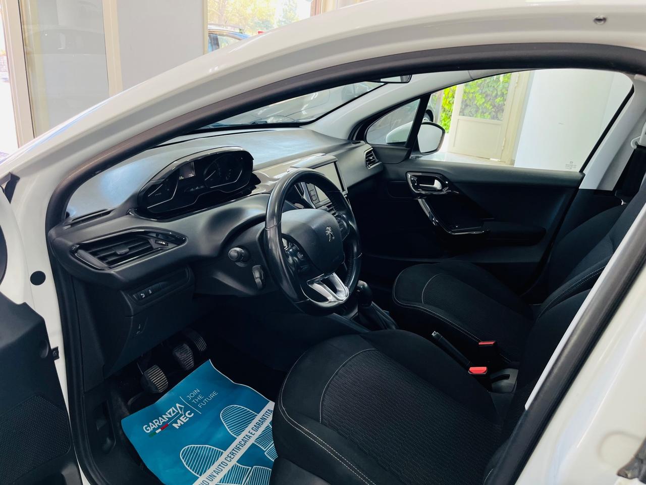 Peugeot 208 BlueHDi 75 5 porte Allure anno 2017