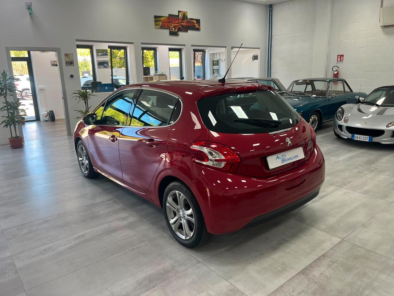 Peugeot 208 5p 1.6 e-hdi